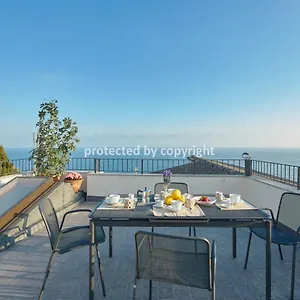 Luxury Penthouse Sea View , Corniglia Italy